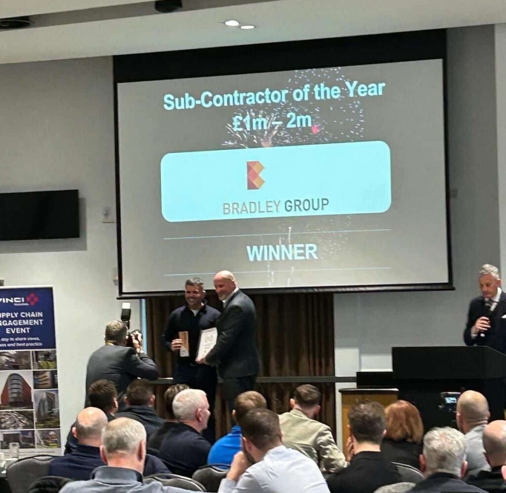 Bradley Group Wins 3 Awards at VINCI Supply Chain Even